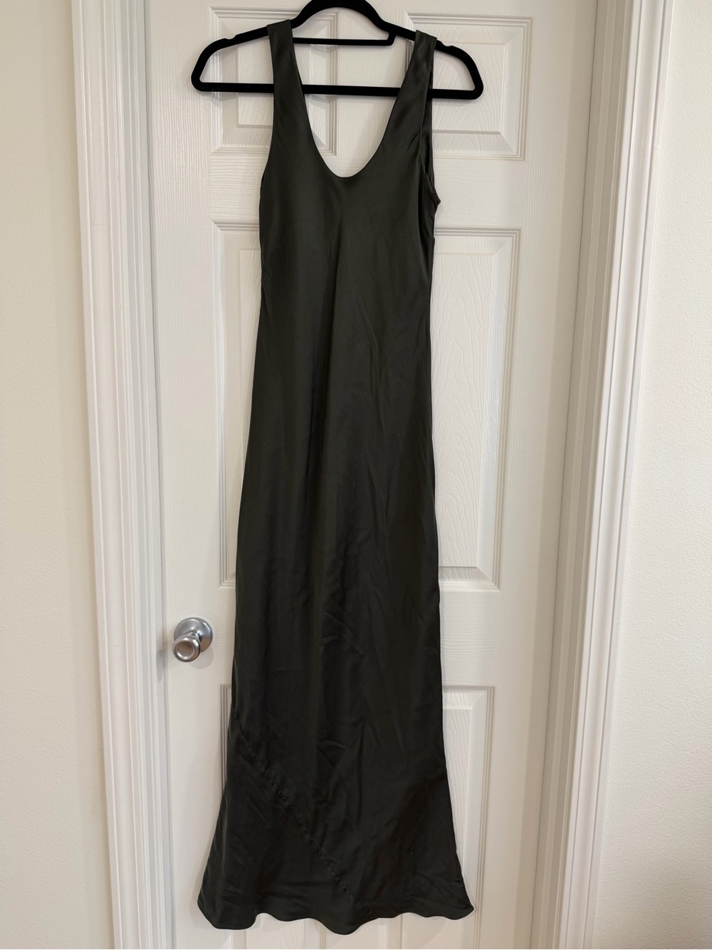 Anine Bing Camille Olive Green Scoop-Neck Maxi Slip Dress 100% silk - Picture 3 of 5